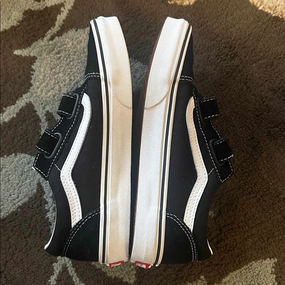 Vans Kids Black and White Velcro Old Skool Sneakers